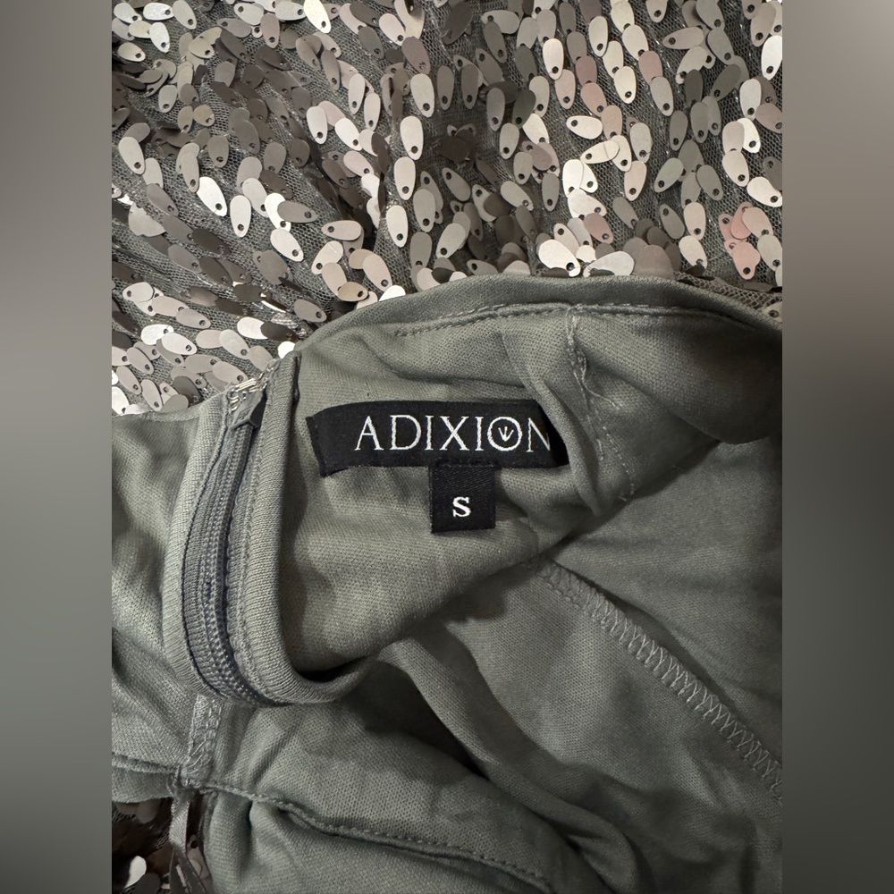 Adixion Silver Sequin Halter Jumpsuit size S - Picture 7 of 7